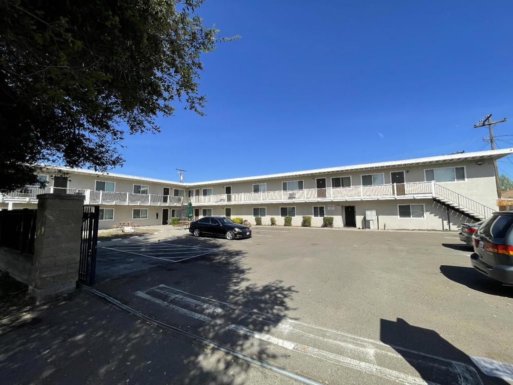 4460 Cotton Court Property Photo 10
