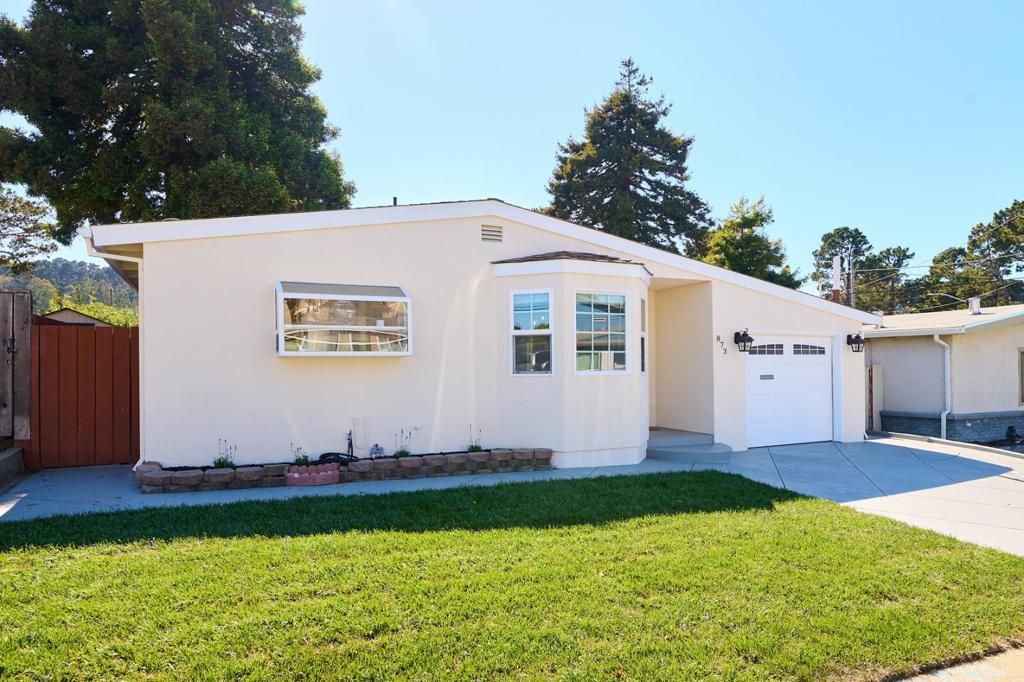 873 Newman Drive Property Photo