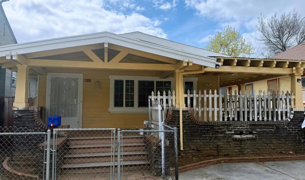 130 E Worth Street