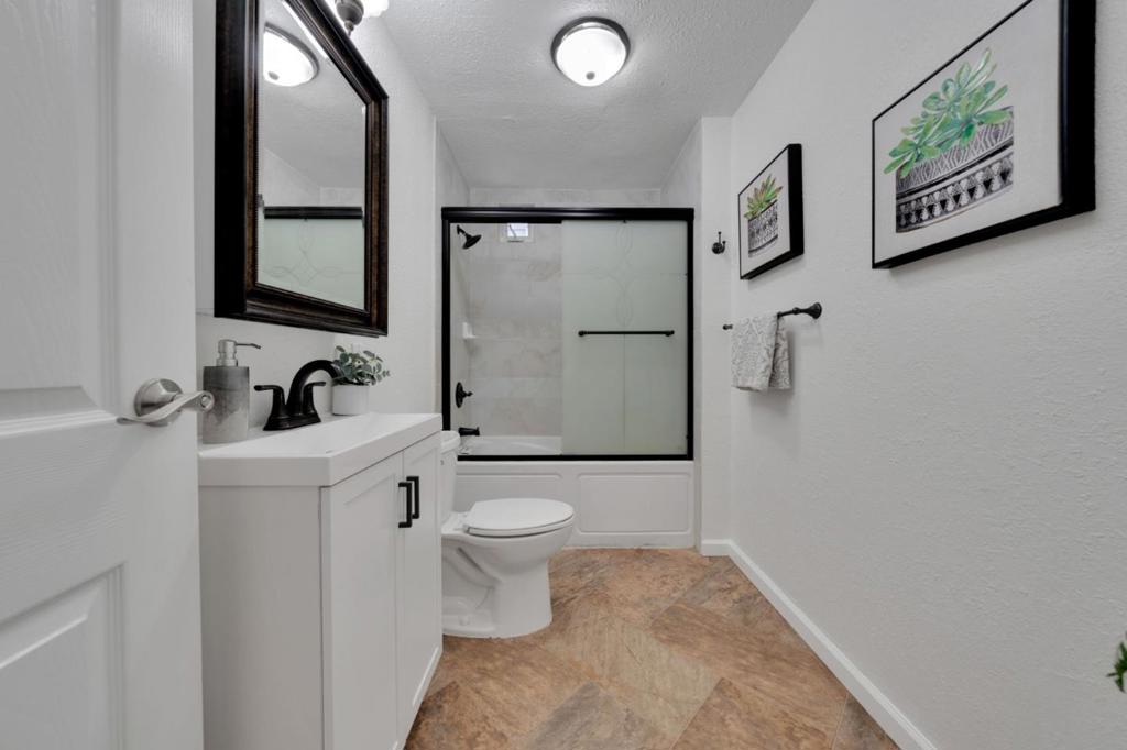 185 Mathilda Court Property Photo 22