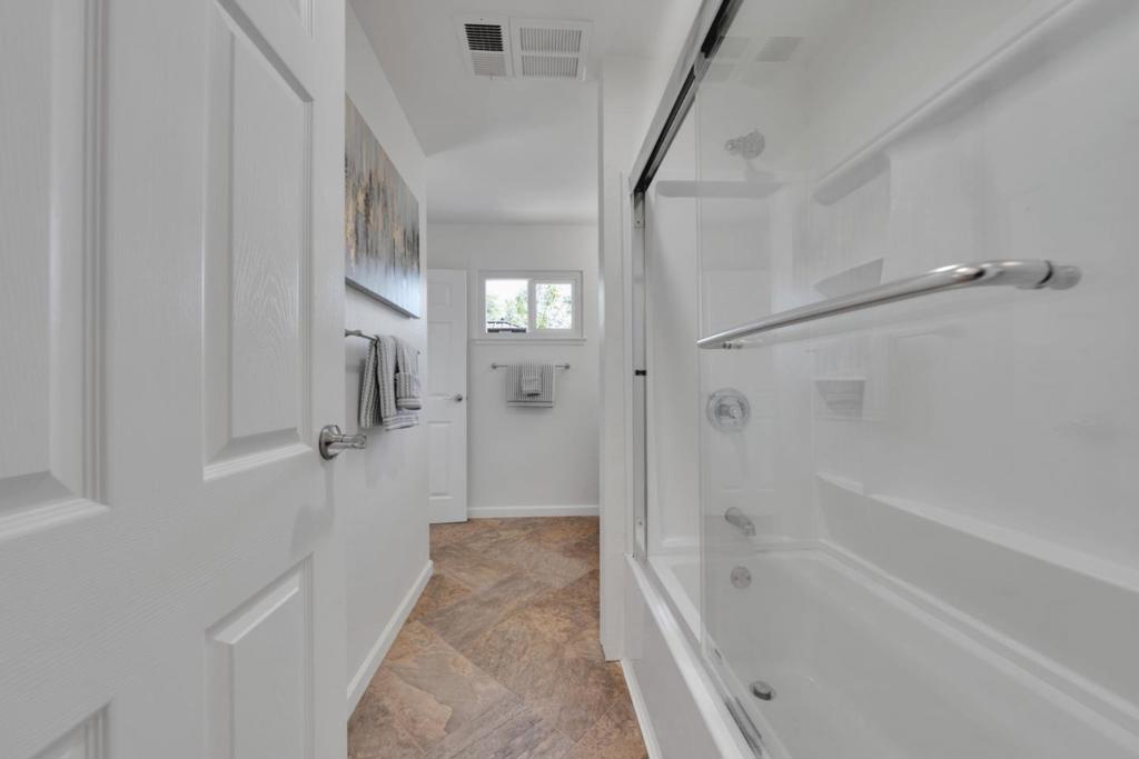 185 Mathilda Court Property Photo 27