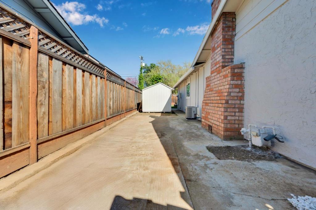 185 Mathilda Court Property Photo 48