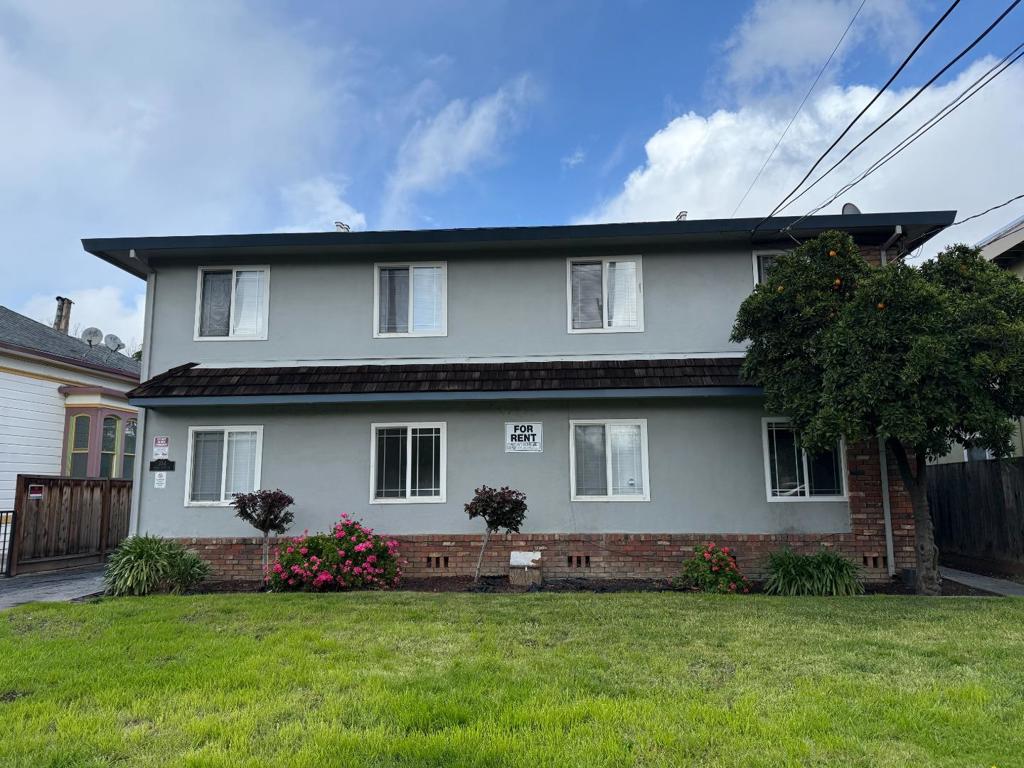 354 N 5th Street Property Photo 1