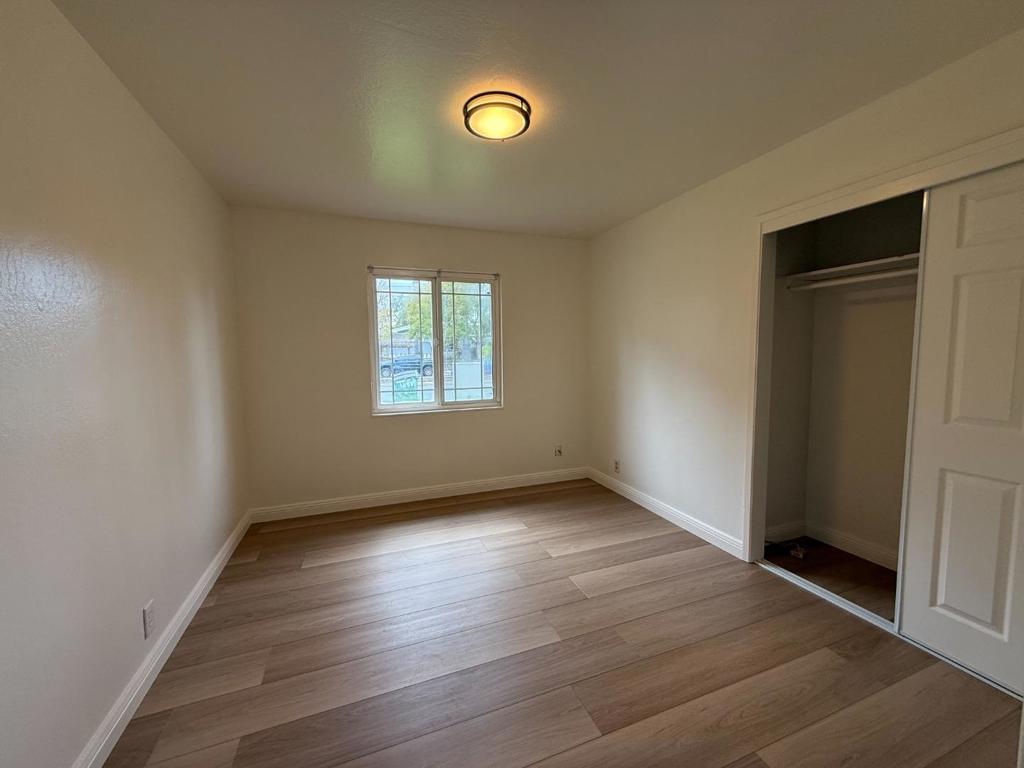 354 N 5th Street Property Photo 9
