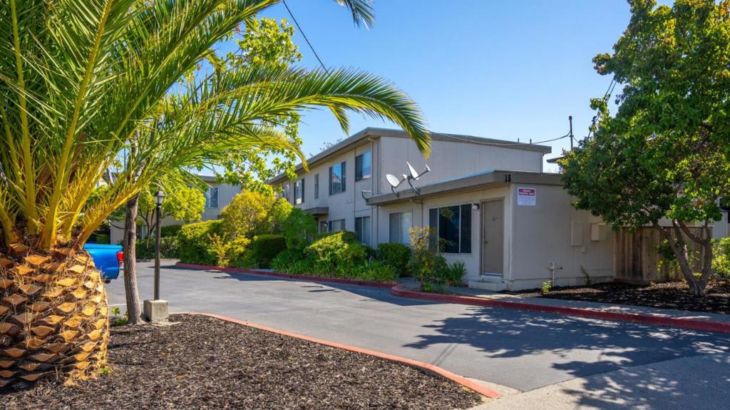 16 Marian Court Property Photo 2