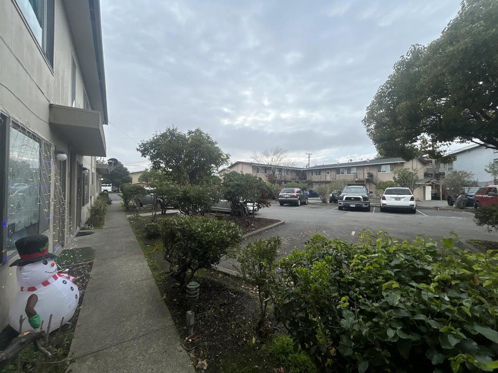 16 Marian Court Property Photo 6