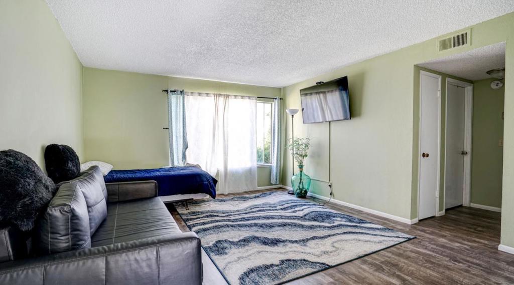 16 Marian Court Property Photo 10
