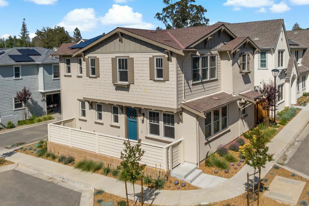 18825 Montalvo Oaks Circle Property Photo