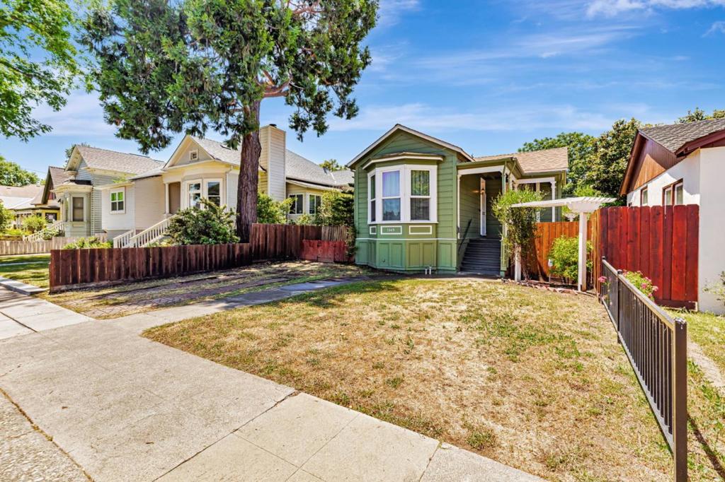 7449 Church Street Property Photo 1