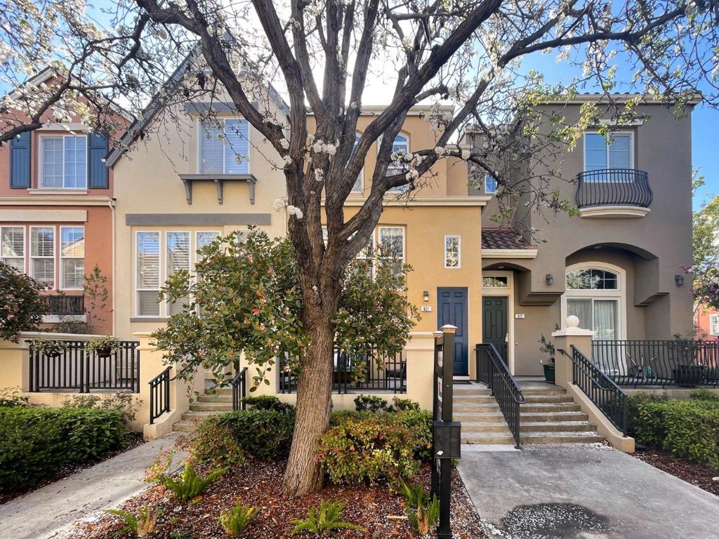 821 Transill Circle Property Photo 1