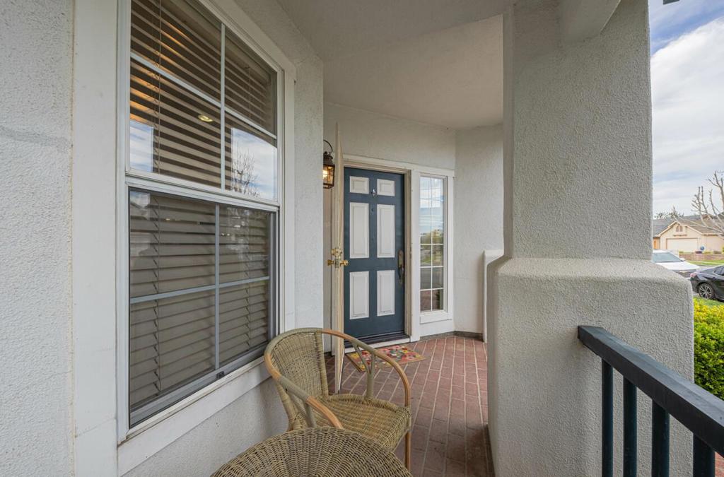 1641 Beacon Hill Drive Property Photo 3