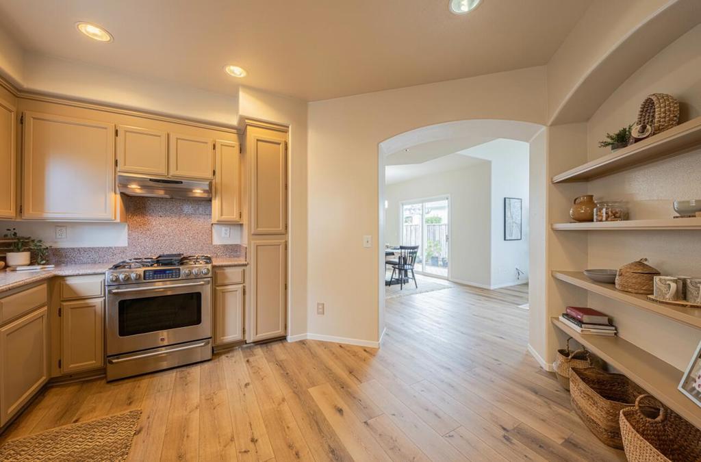 1641 Beacon Hill Drive Property Photo 14