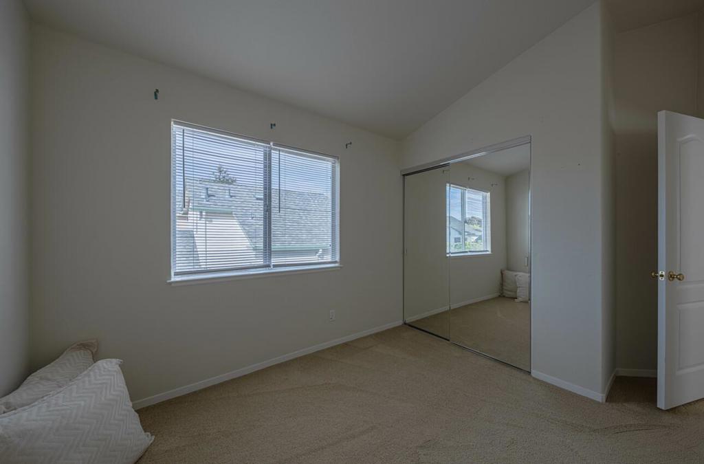 1641 Beacon Hill Drive Property Photo 28
