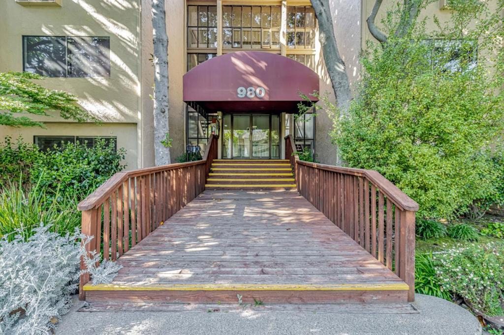 980 Kiely Boulevard 116 Property Photo 1