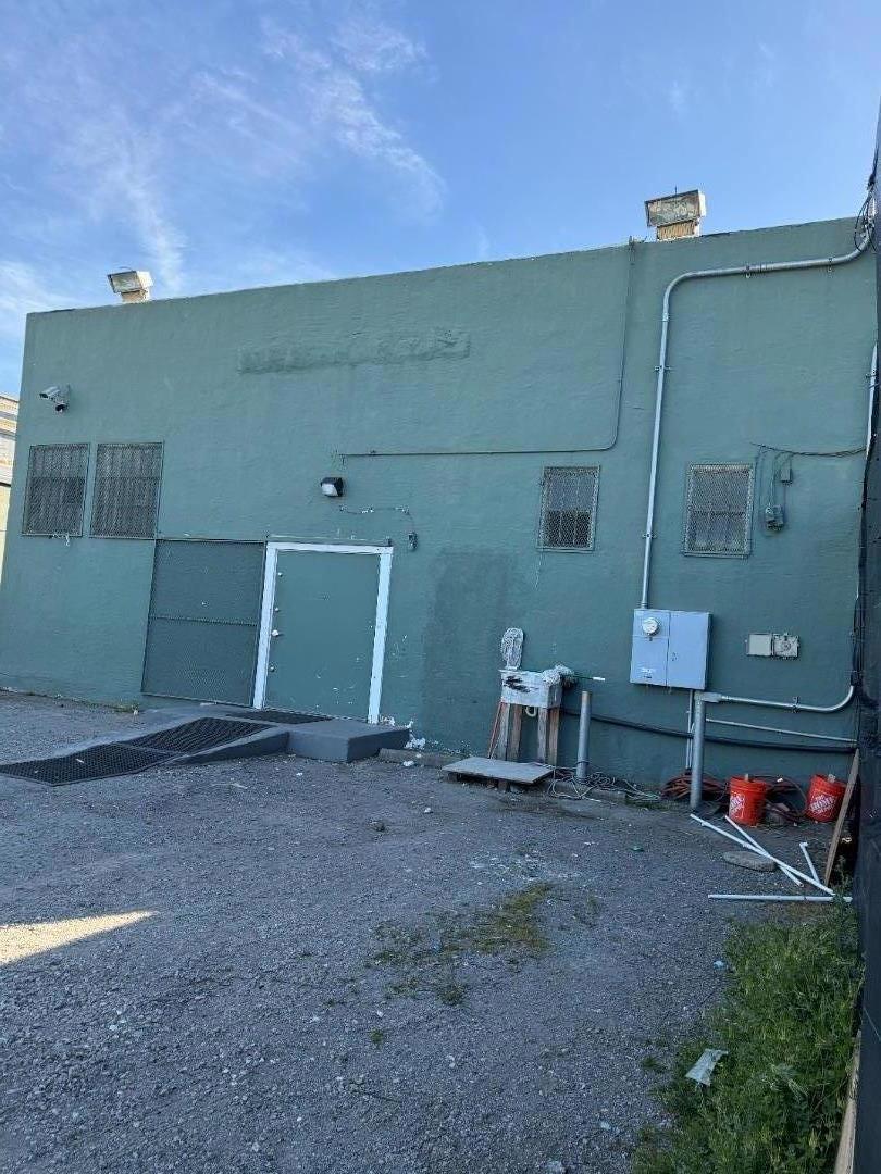 7508 International Boulevard Property Photo 3