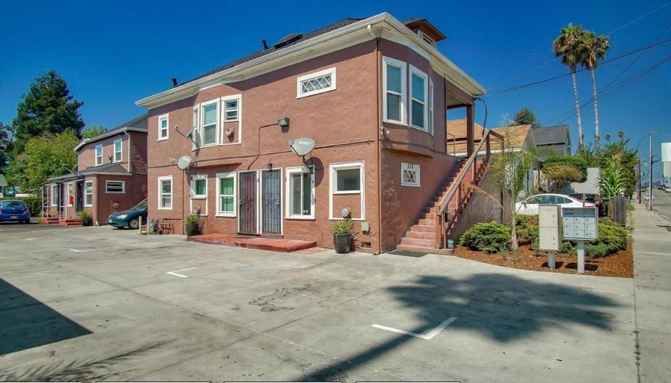 317 Ocean Street Property Photo 1