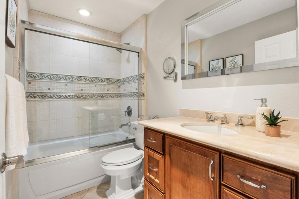 5213 Myna Court Property Photo 20