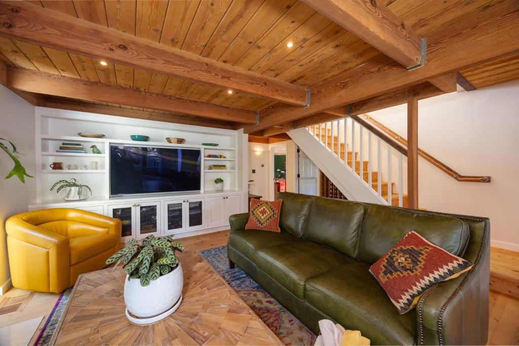 628 Alsace Loraine Avenue Property Photo 12