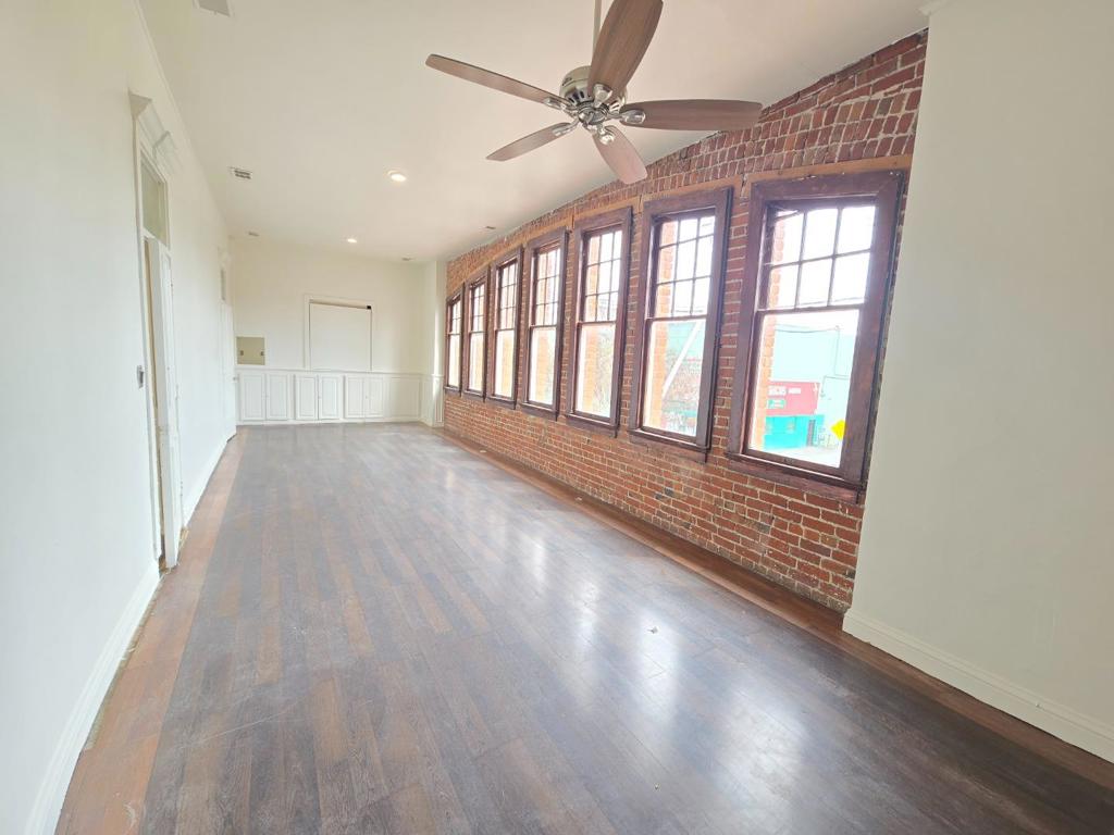 55 5th Street Property Photo 9