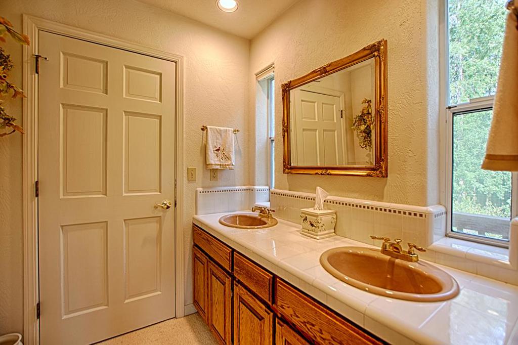305 Mountain View Road Property Photo 57
