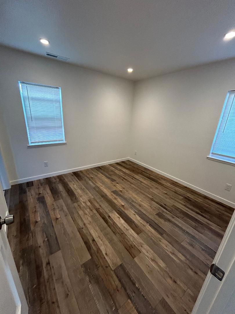 23 Ford Street Property Photo 8