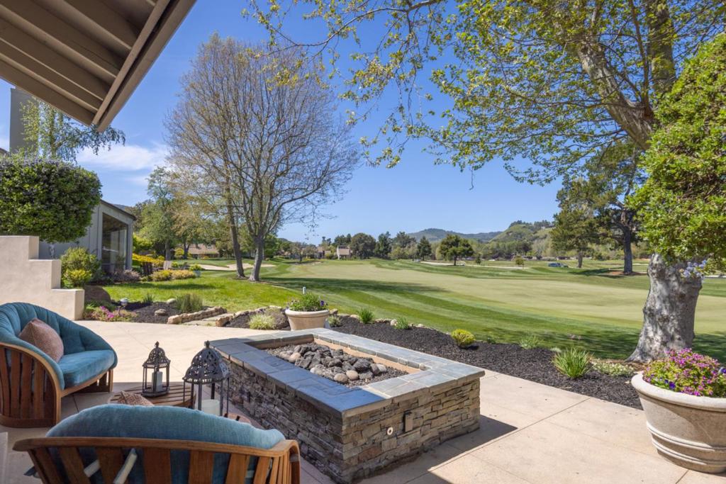 9685 Sycamore Court Property Photo 1