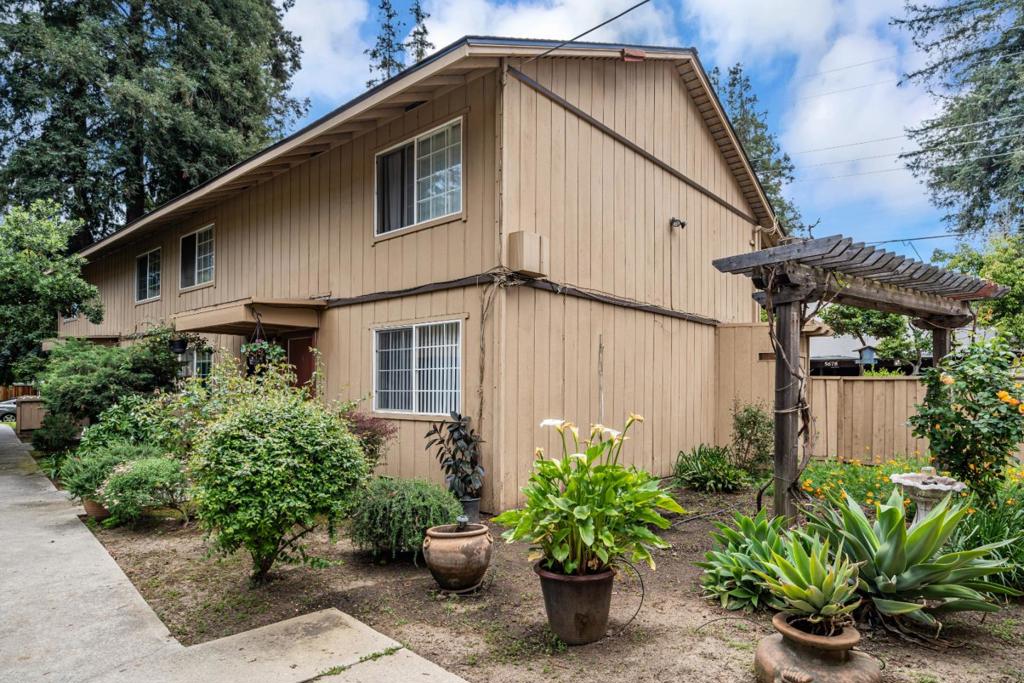 1151 Carlsbad Drive Property Photo 4