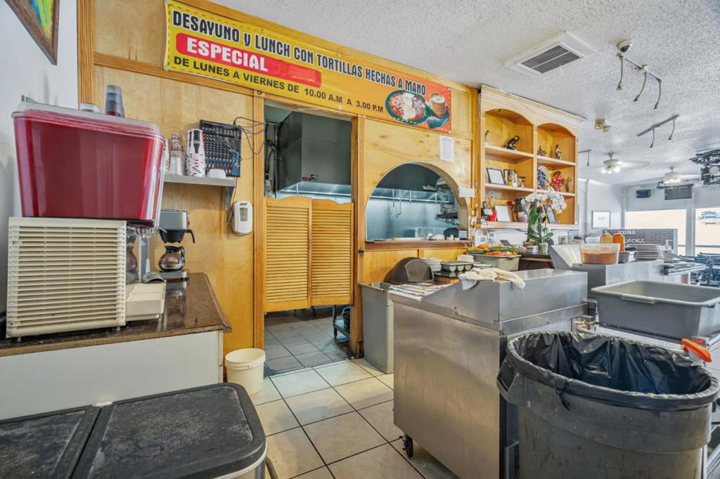5272 5272 Monterey Road Property Photo 14
