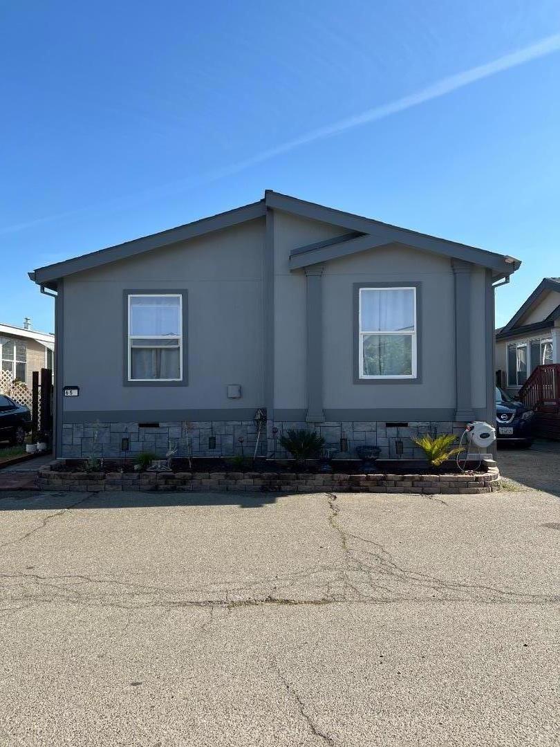 1624 S Highway Property Photo