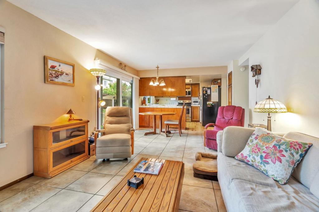 1418 Goldenlake Road Property Photo 11