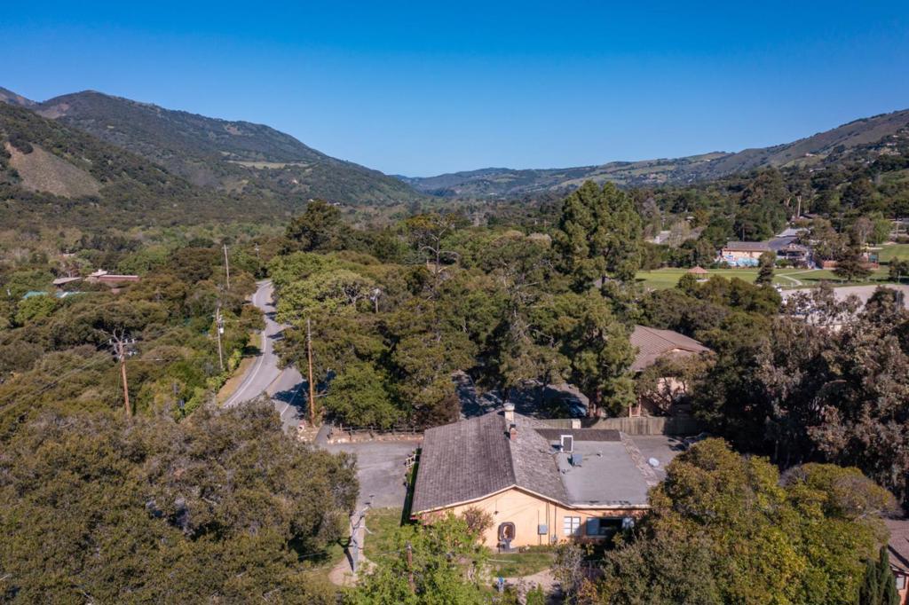 W Carmel Valley Road Property Photo 10