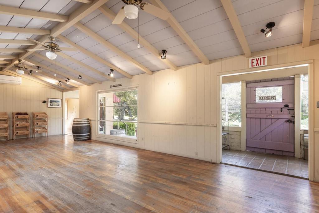 W Carmel Valley Road Property Photo 13