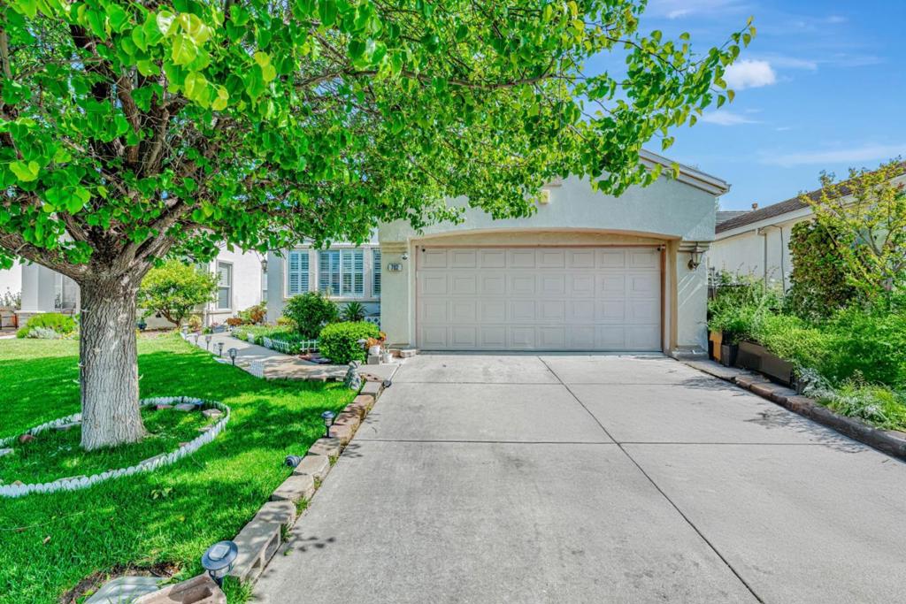 782 Oakhill Way Property Photo