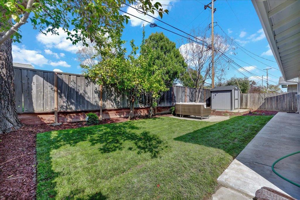 4989 Vanderbilt Drive Property Photo 39