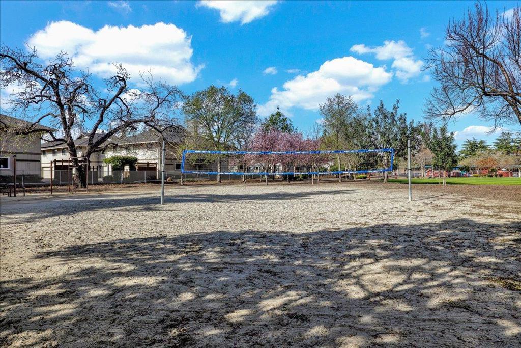 4989 Vanderbilt Drive Property Photo 45