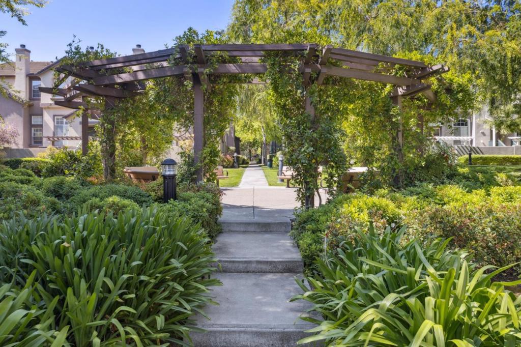 3048 Brunetti Way Property Photo 32