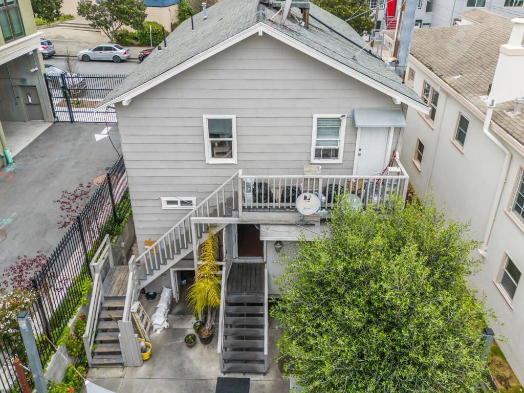 231 Lux Avenue Property Photo 6