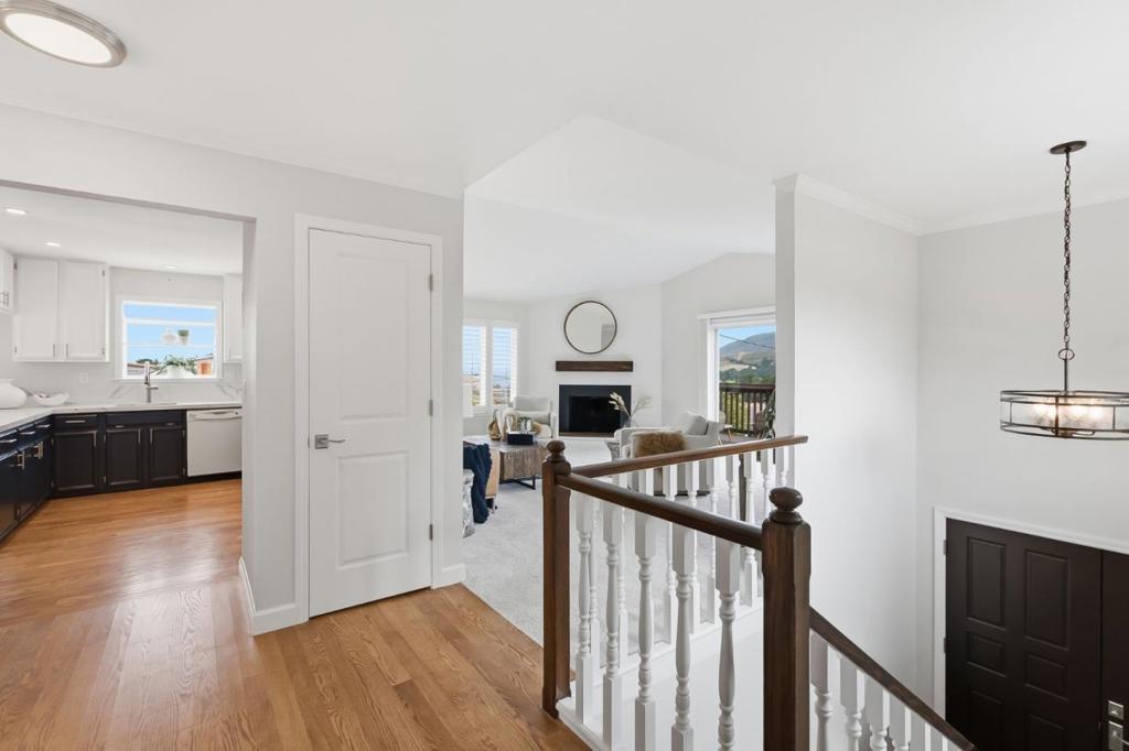 468 4th Street Property Photo 18
