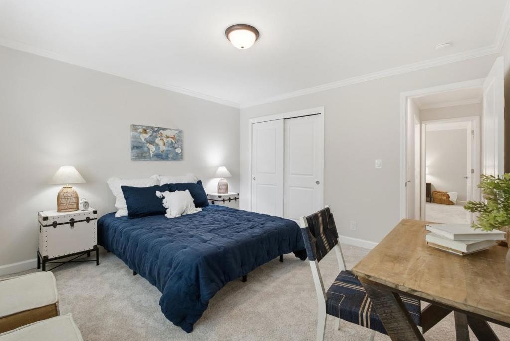 468 4th Street Property Photo 19