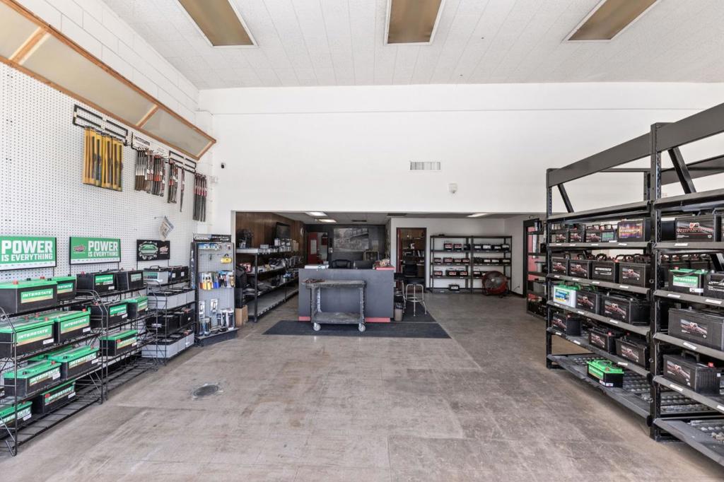 1139 Airport Boulevard Property Photo 15