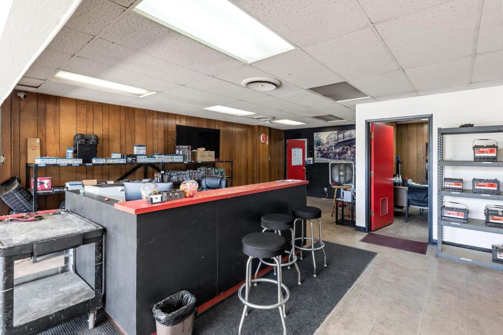 1139 Airport Boulevard Property Photo 20