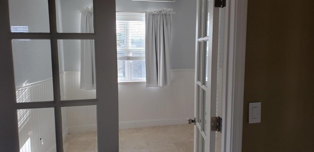 10241028 Parkinson Court Property Photo 28