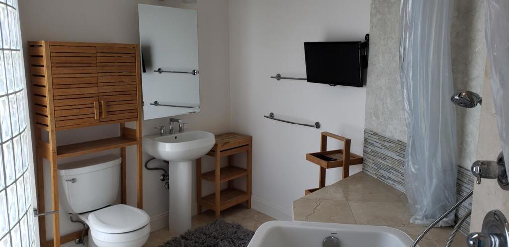10241028 Parkinson Court Property Photo 29