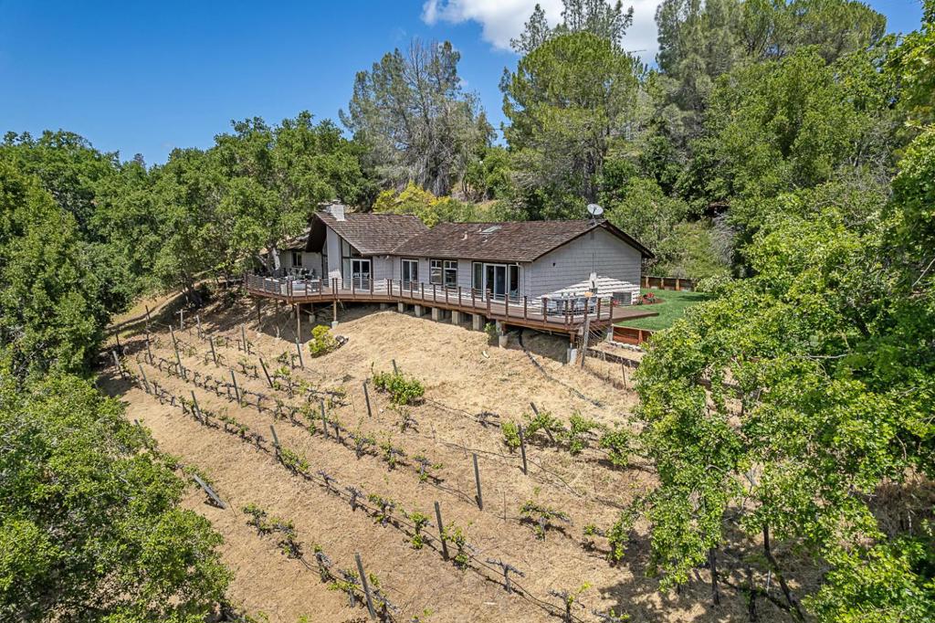 26350 Taaffe Road Property Photo