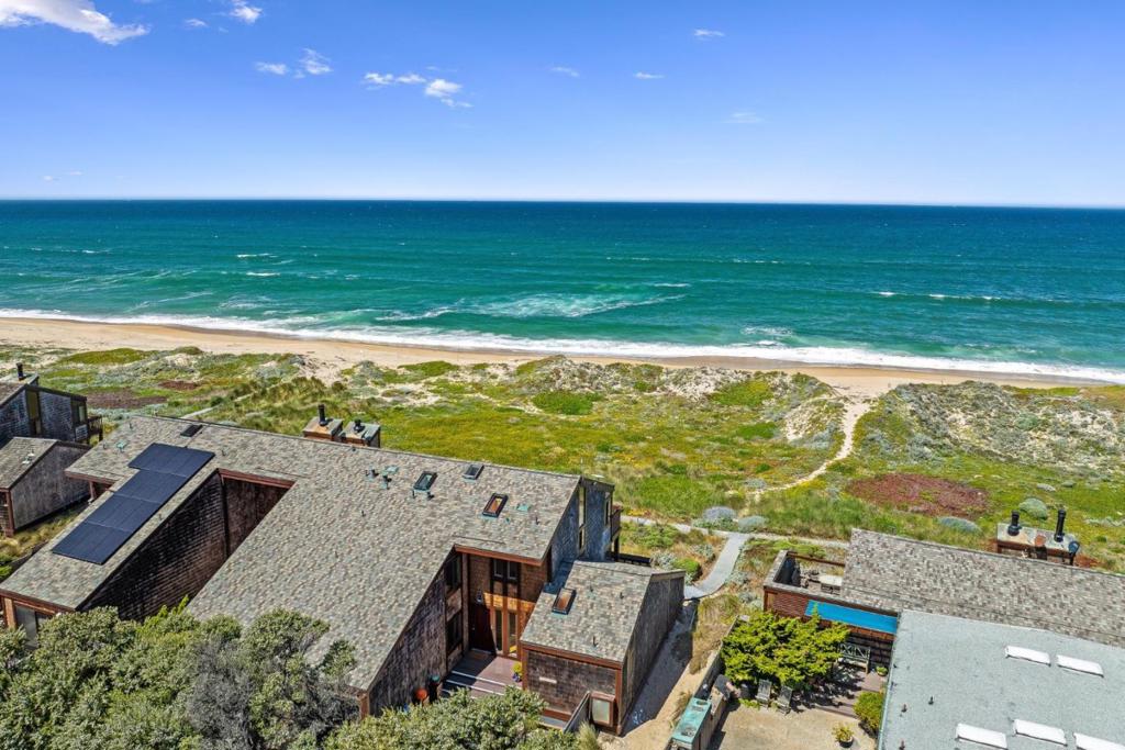 172 Monterey Dunes Way Property Photo