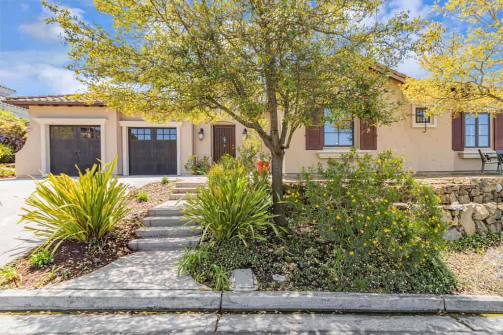 7 Stonebrae Road Property Photo 1