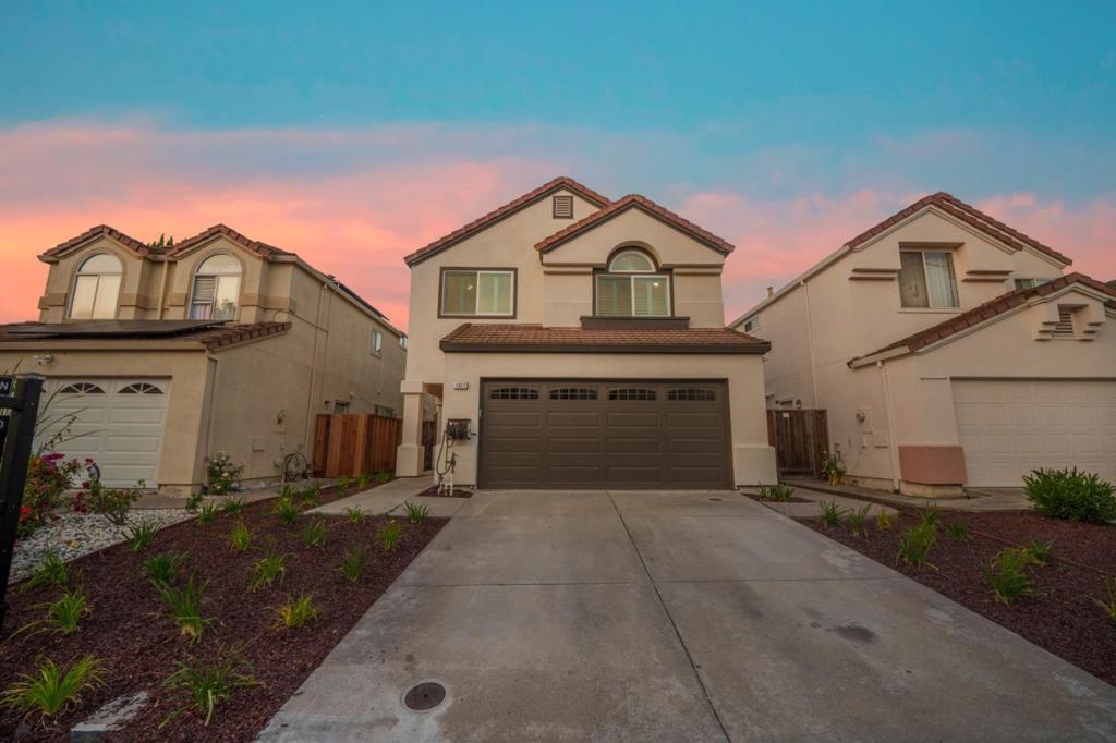1422 Gingerwood Drive Property Photo 1