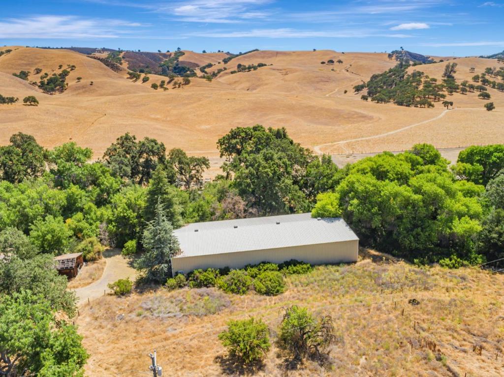 29711 Airline Highway Property Photo 1