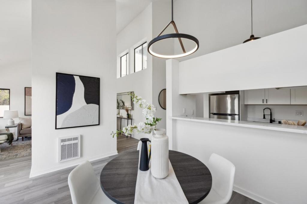 1 Appian Way 703-2 Property Photo 8