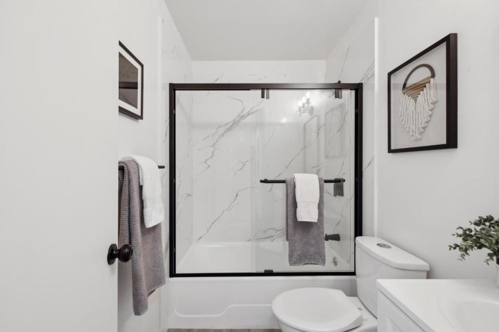 1 Appian Way 703-2 Property Photo 22